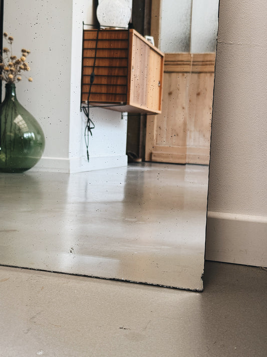 Miroir ancien biseauté — Madeleine