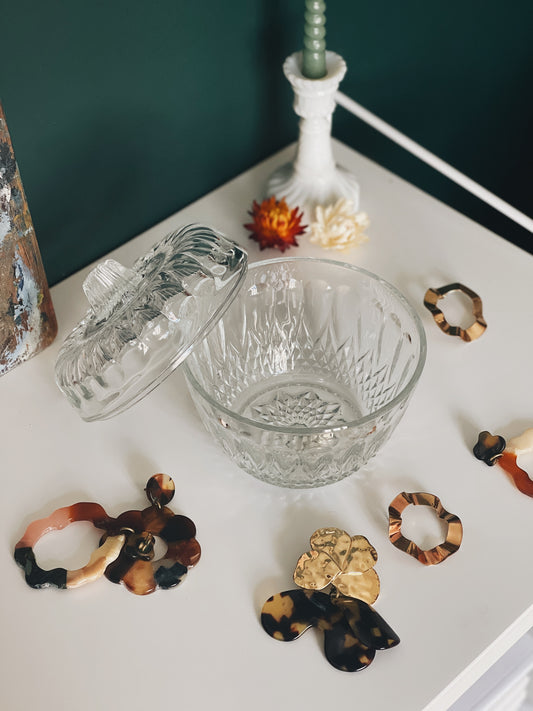 Ancienne bonbonnière / boîte à bijoux — Annette