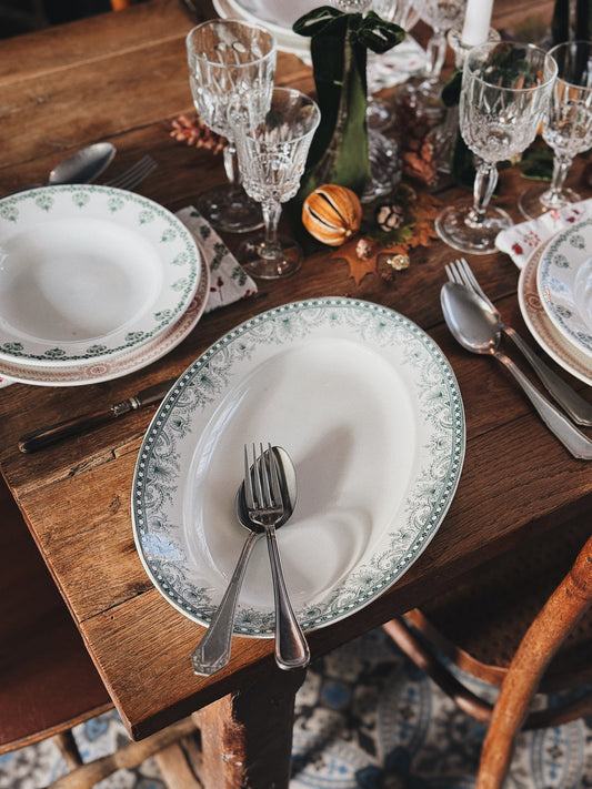 Plat de service terre de fer —Aristide