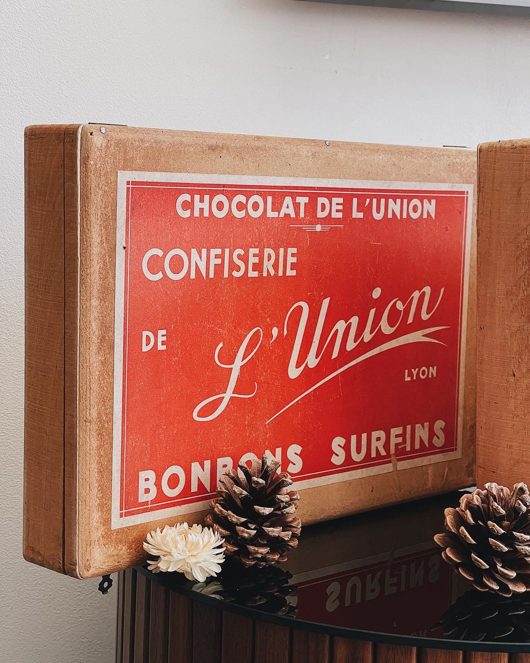 Boîtes anciennes de confiseries "L'Union" en bois — Célestin
