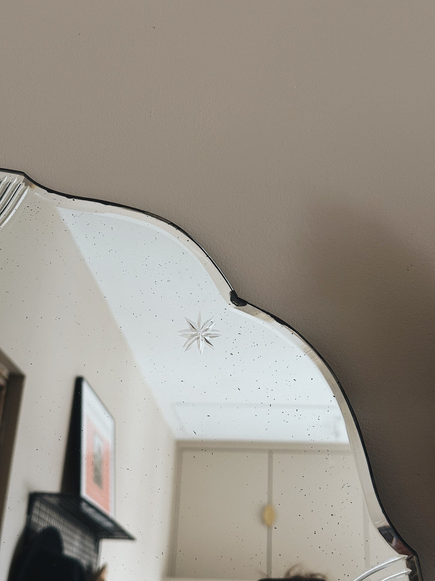 Miroir ancien biseauté — Alexine