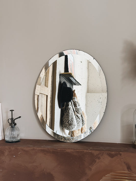 Miroir ovale ancien biseauté — Orphéon
