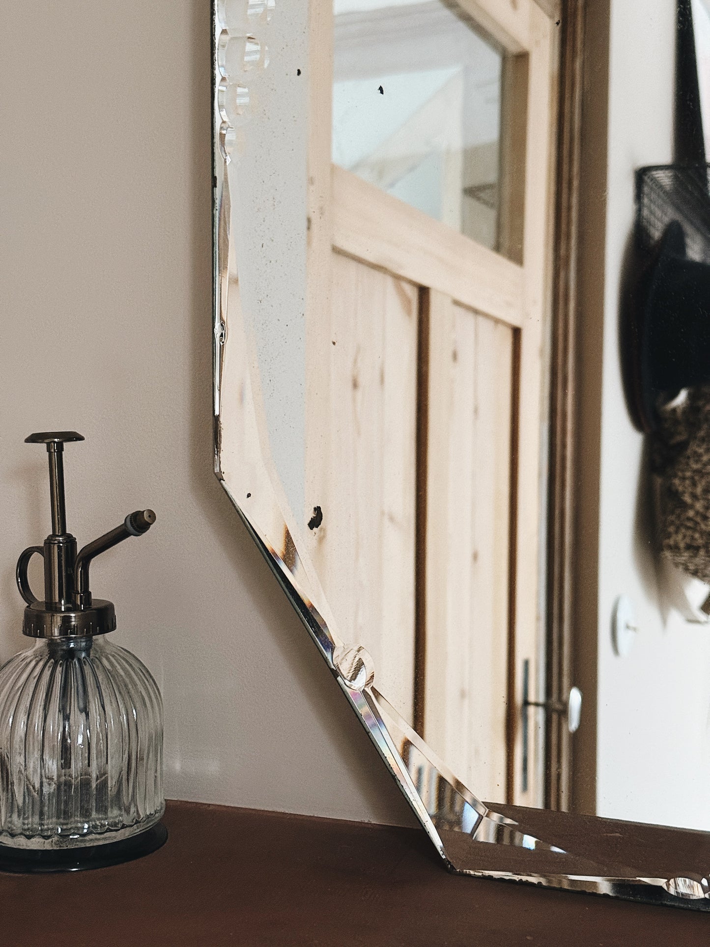 Miroir ancien biseauté — Léonide