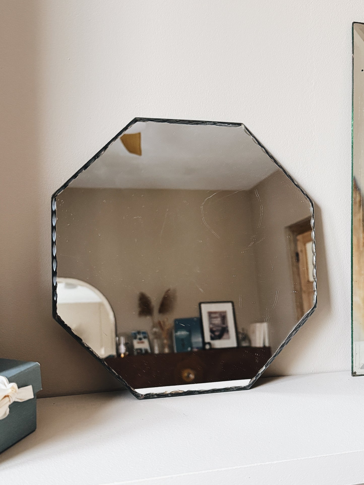 Miroirs anciens biseautés — Lysiane