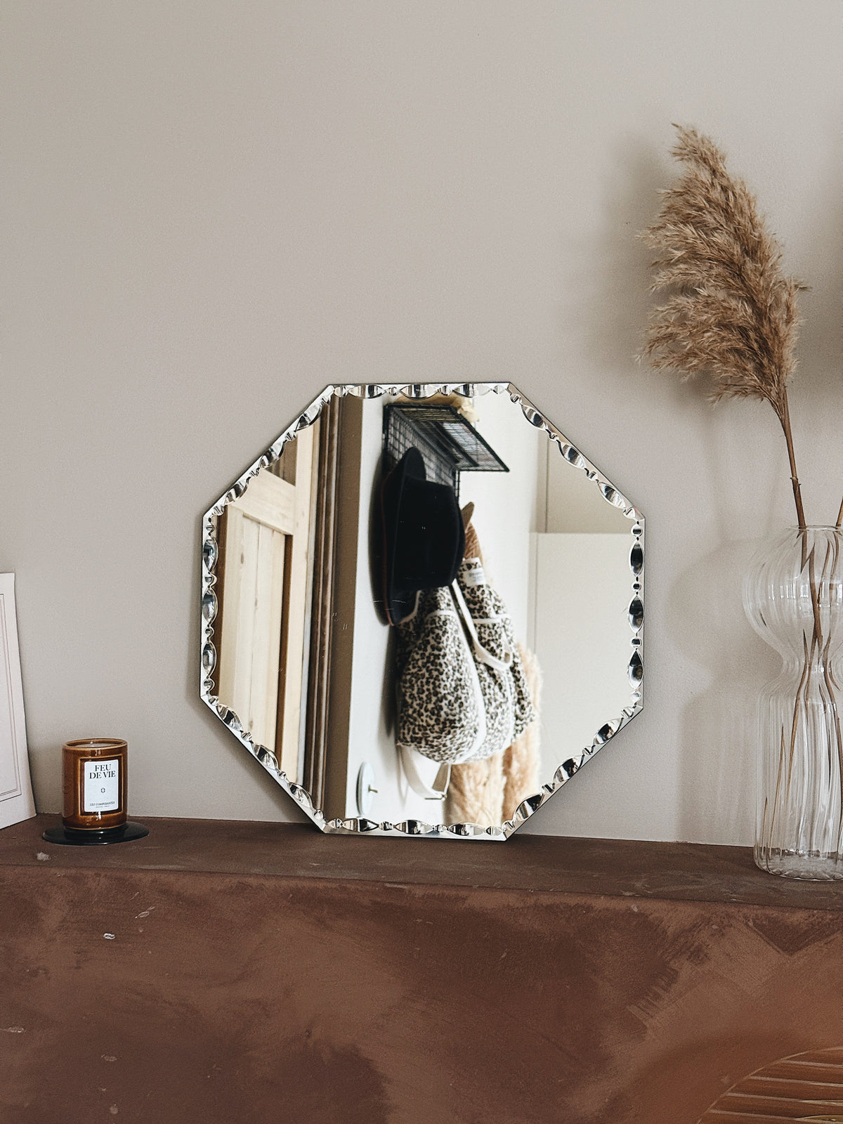 Miroir hexagonal ancien biseauté — Luce