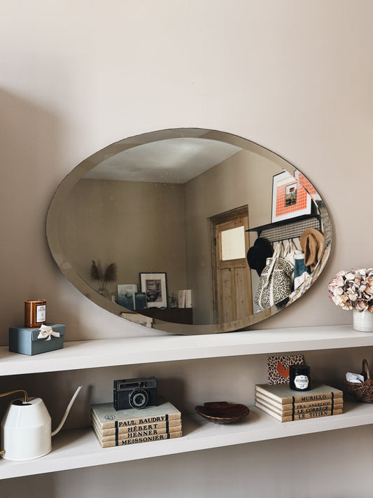 Miroir ovale ancien biseauté — Paule