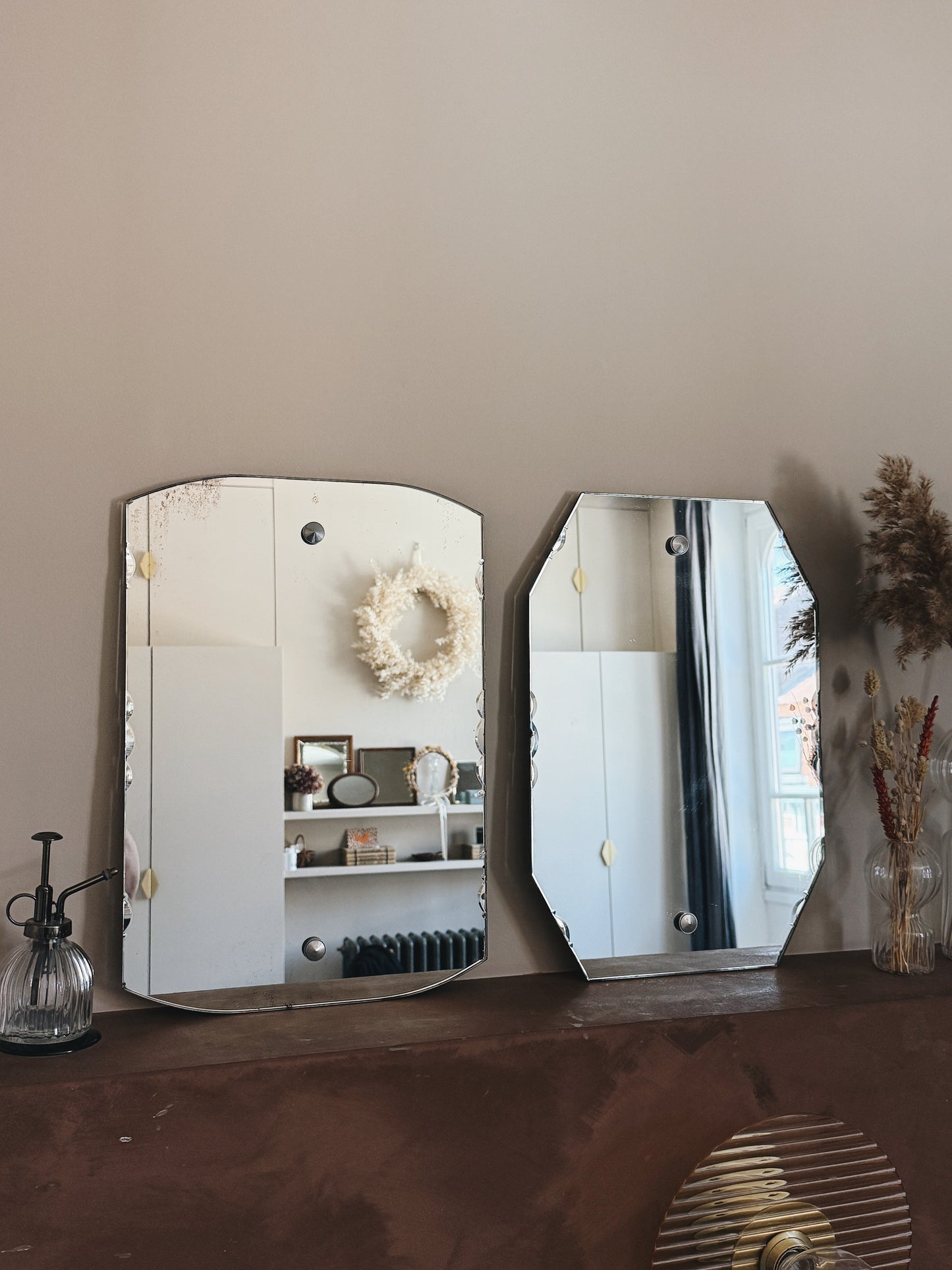 Miroir ancien biseauté — Blanche