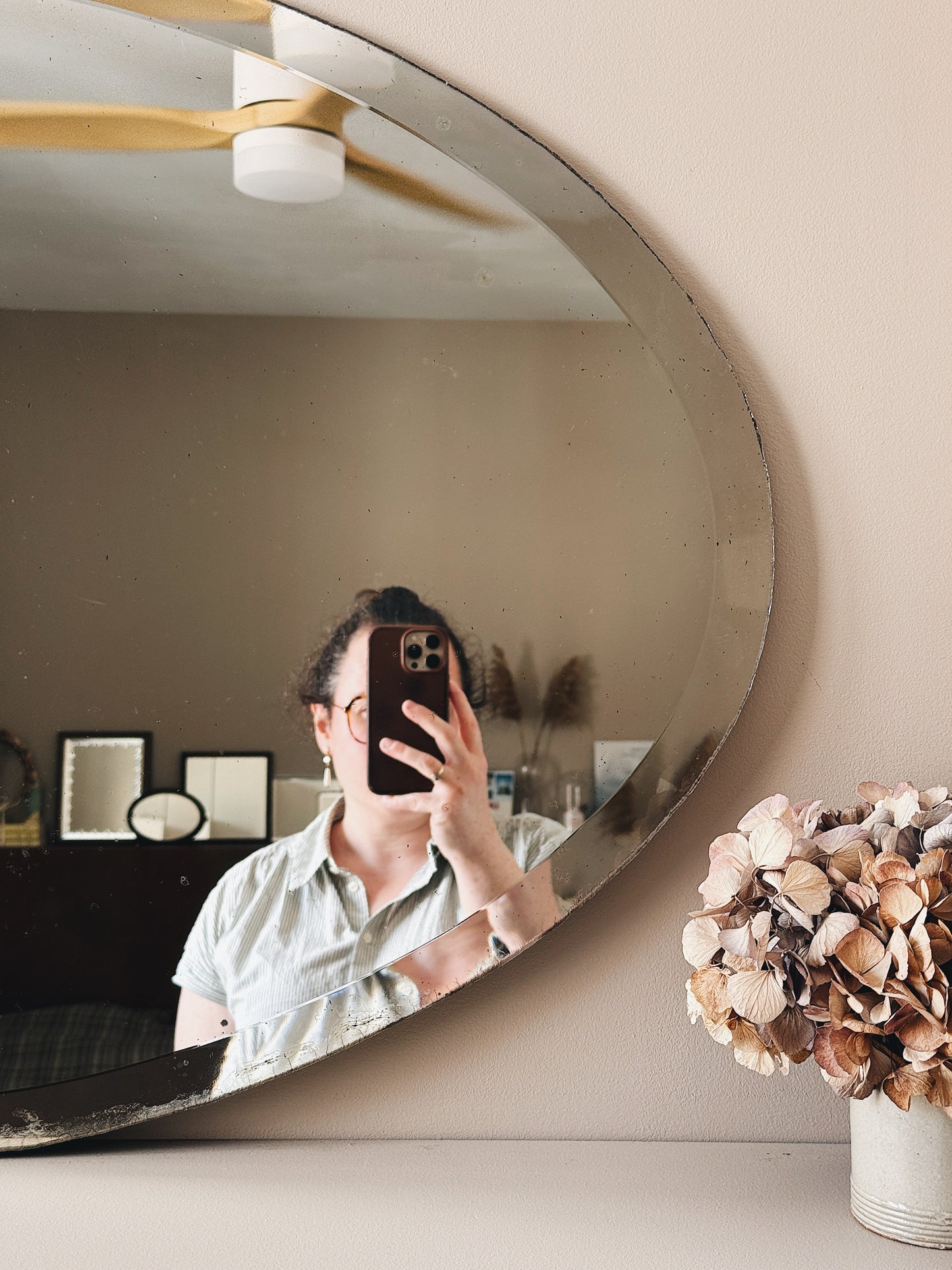 Miroir ovale ancien biseauté — Paule